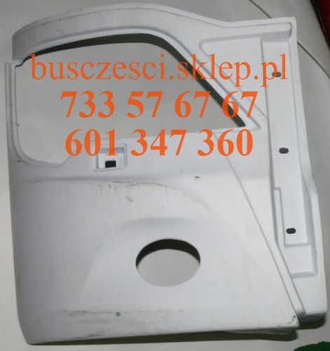 Narożnik zderzaka przedni prawy mercedes travego 6328850403.JPG